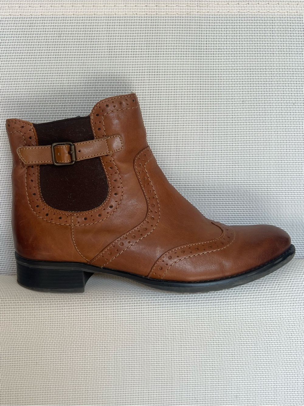 Remonte Brown Leather Brogue Chelsea Ankle Boots EU 38 US Size 8 (snug 8)
